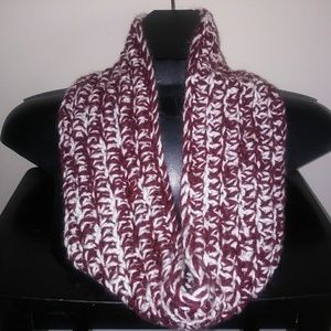 Infinity scarf